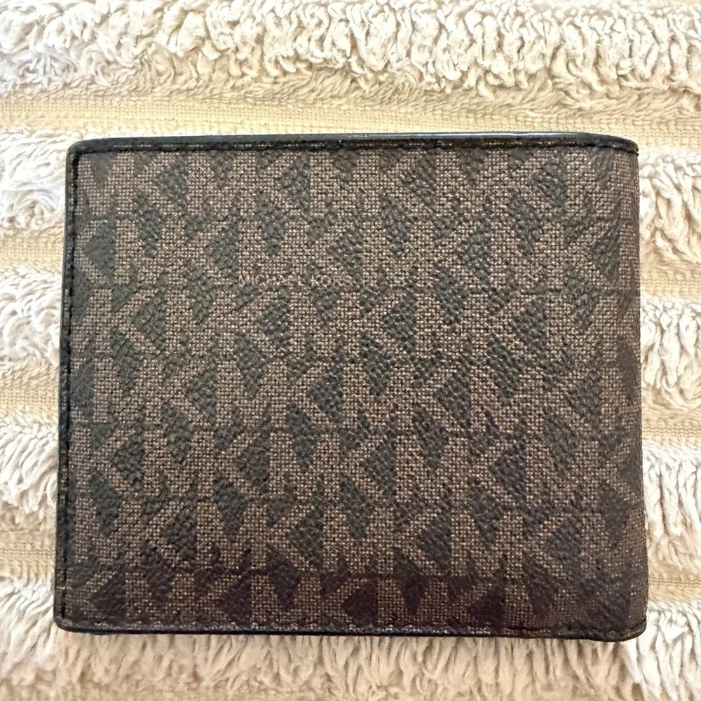 Michael Kors Mens Signature Logo Print Bifold Wallet Brown Black MK Logo